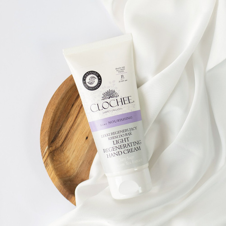 Light regenerating hand cream