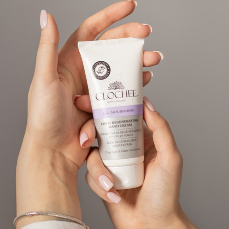 Light regenerating hand cream